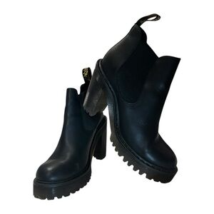 Dr Martens Woman Hurston Black High Heel Chelsea Ankle Boots